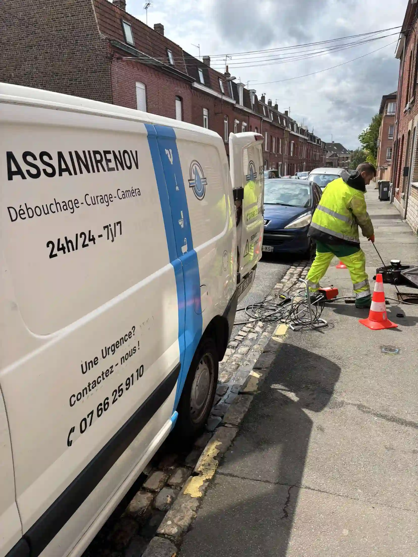 Camion Assainirenov en intervention — assainissement Nord 59