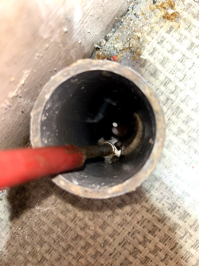 Débouchage à la tête fraisante d'une canalisation à Roubaix